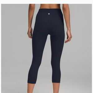 Lululemon cropped wunder under luxtreme